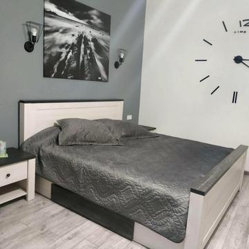 Данила Галицького пл., 10