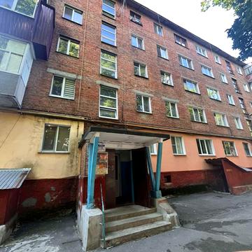 Інститутська вул., 20/2
