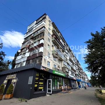 Ореста Левицького вул. (Академіка Курчатова), 23