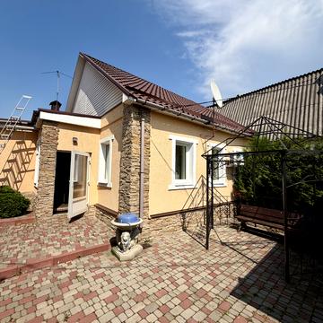 різдвяна, 20А