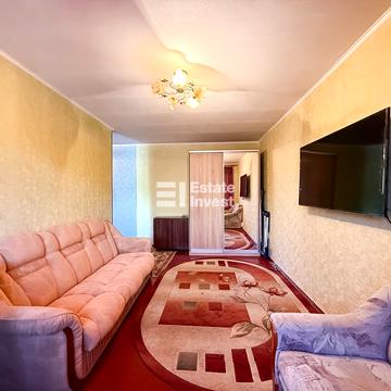Гвардійців-Широнінців вул., 44