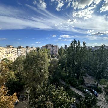 Слобожанський просп. (ім. газети Правда), 21