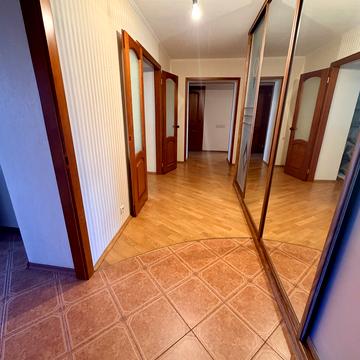 Драгоманова вул., 44-А