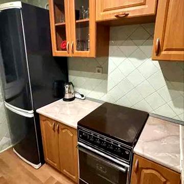 Володимира Івасюка просп. (Героїв Сталінграду), 42