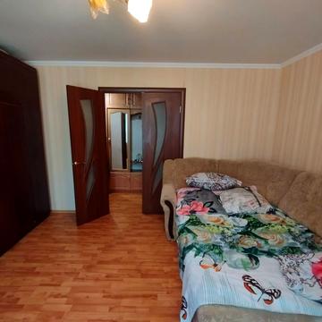 Янтарна вул., 40