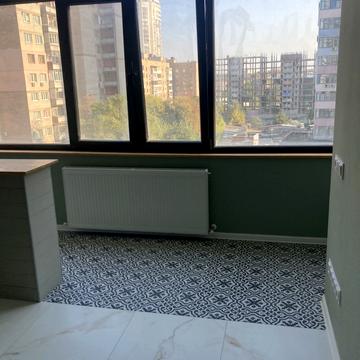 Професора Отамановського вул., (Будинок)