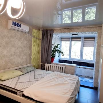 Академіка Філатова вул., 86