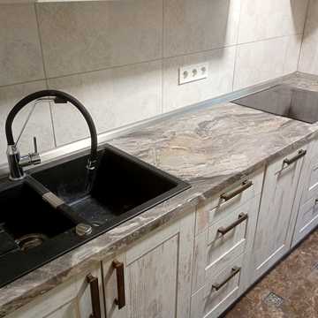 Бориспільська вул., 32-Б