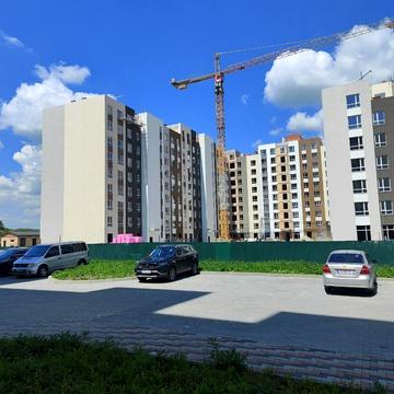 Героїв Крут вул., 16