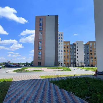 Героїв Крут вул., 16