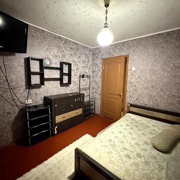 Володимира Українця вул. (Новокузнецька), 15