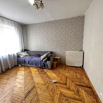 Зубрівська вул., 23
