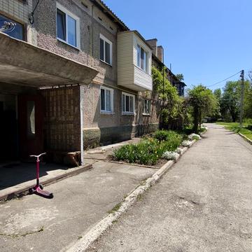 Шкільна, 3