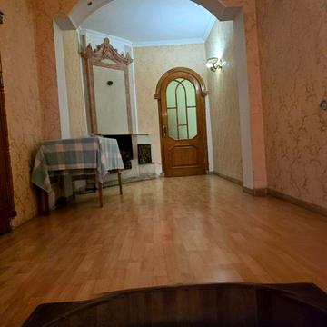 Шевченка бульв., 9
