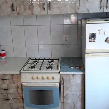 Гвардійців-Широнінців вул., 44