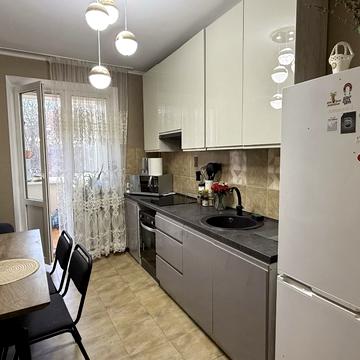 Старонаводницька вул., 6