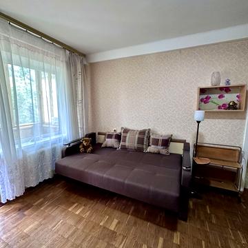 Мілютенка вул., 7-А