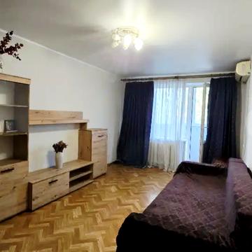 Любарського вул. (Білостоцького), 84-А