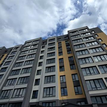 Романа Шухевича вул. (Курчатова), 8/2