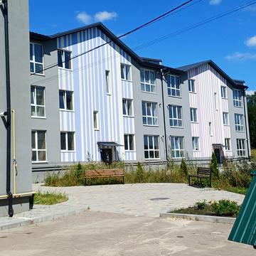Джерельна вул., (Будинок 10)