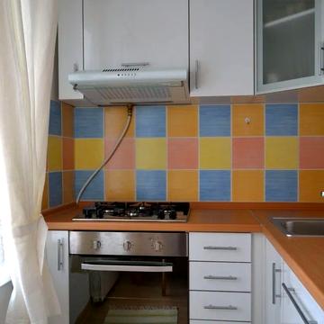 Деміївська вул., 37