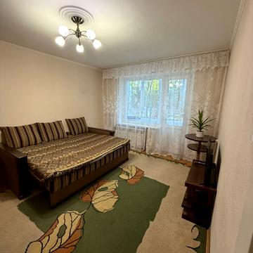 Віктора Чукаріна вул., 7