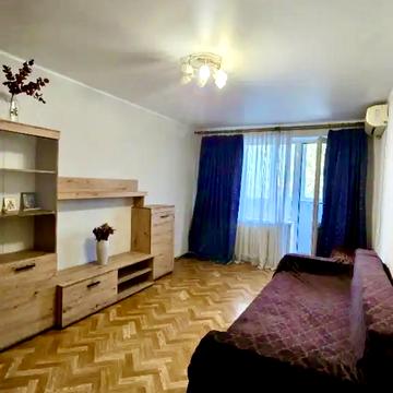 Любарського вул. (Білостоцького), 84-А