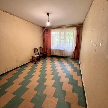 Академіка Корольова вул., 26