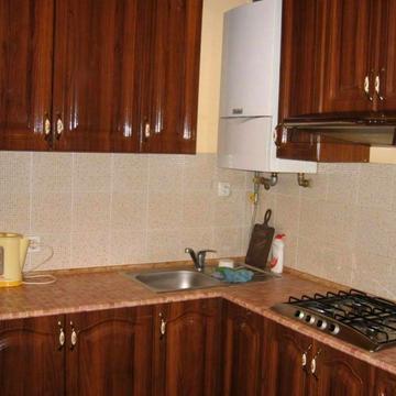 Пантелеймона Куліша вул., 25