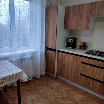 Боровиковського бульв., 7
