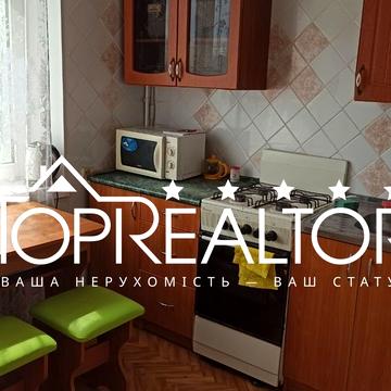 Валентинівська вул. (Блюхера), 33