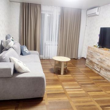 Шишкарівська вул., 15