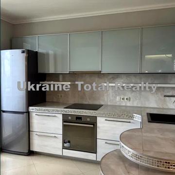 Героїв полку "Азов" вул. (Маршала Малиновського), 8