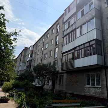 Князя Романа проїзд, 4
