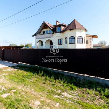 Відродження вул., 20
