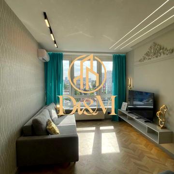 Велика Васильківська вул. (Червоноармійська), 2