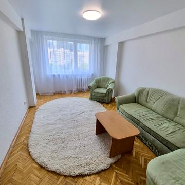 Велика Васильківська вул. (Червоноармійська), 124