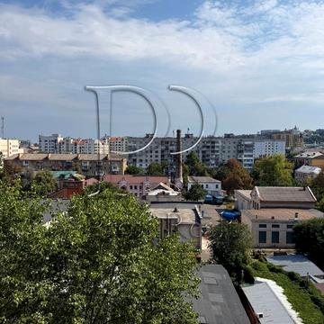 Оболонська вул., 25