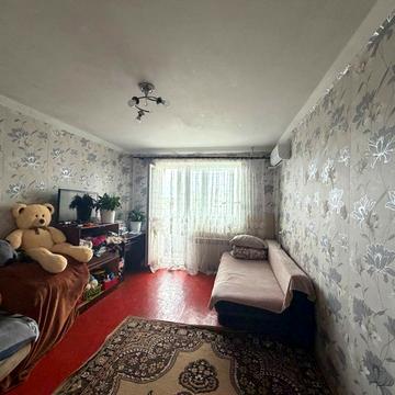 Червона Гірка вул., 37
