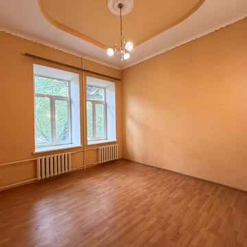 Липська вул., 9-Б
