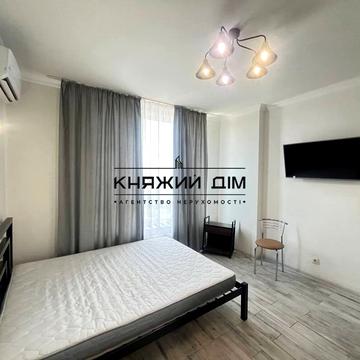 Камянська вул. (Дніпродзержинська), 128