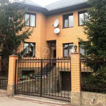 Богатирська вул.