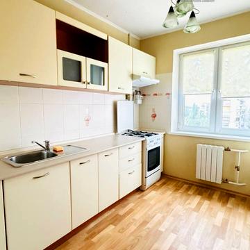 Героїв Дніпра вул., 7