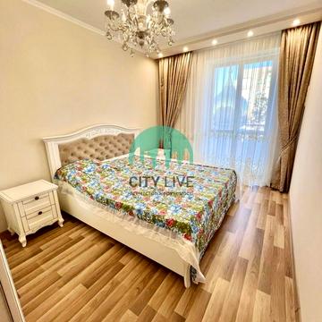 Євгена Коновальця вул., 120