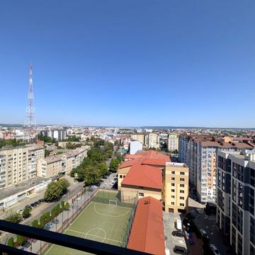Євгена Коновальця вул., 37-А