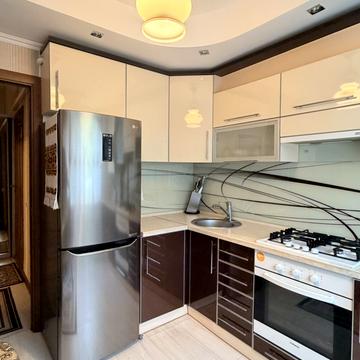 Незалежності вул. (Космонавта Попова), 26 к3