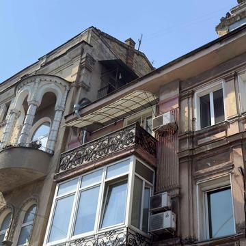Пастера вул., 32