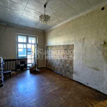 Науки просп. (Леніна), 13