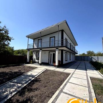 16-та вулиця Ентузіастів