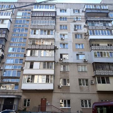 Героїв Прикордонників вул., 4